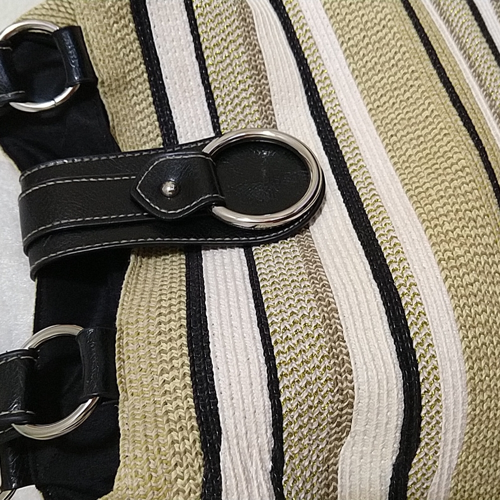 Relic Summer Shoulder Bag - Picture 2 of 11